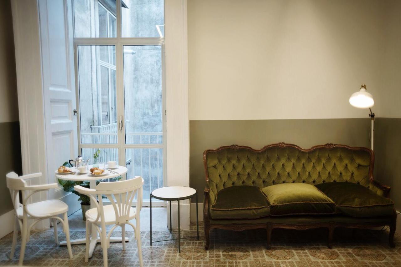 Interno21 Bed & Breakfast Наполи Екстериор снимка