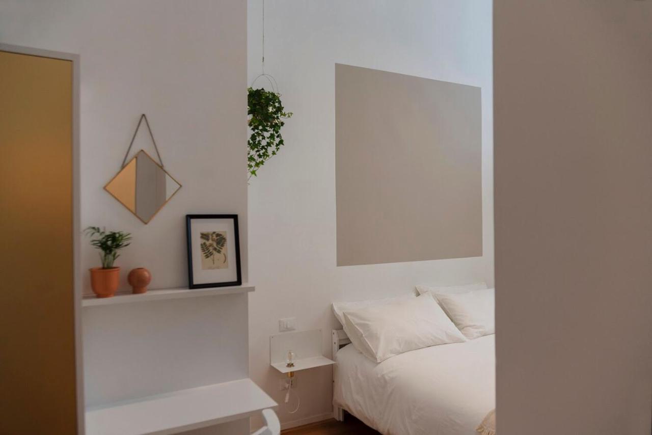Interno21 Bed & Breakfast Наполи Екстериор снимка